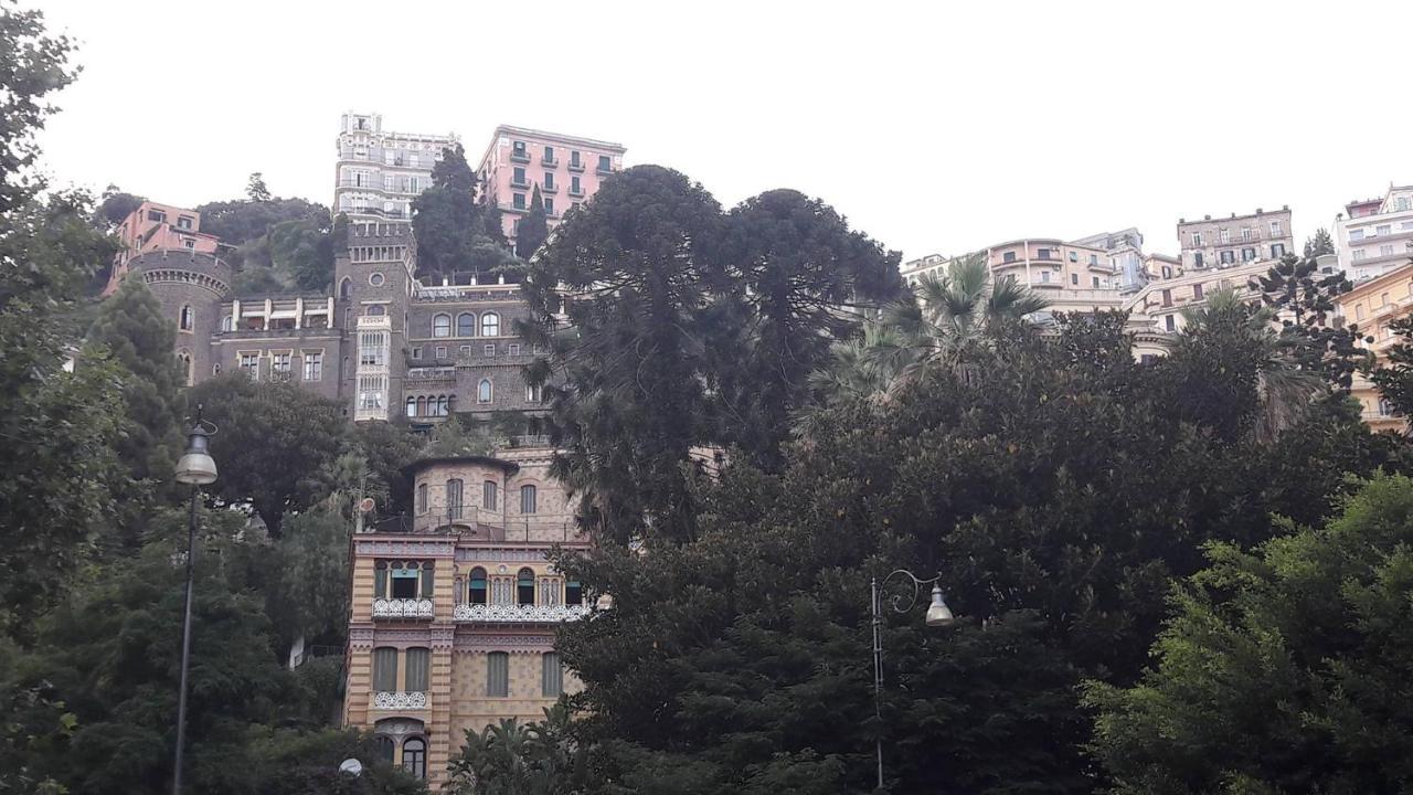 La Bella Napoli B&B Extérieur photo